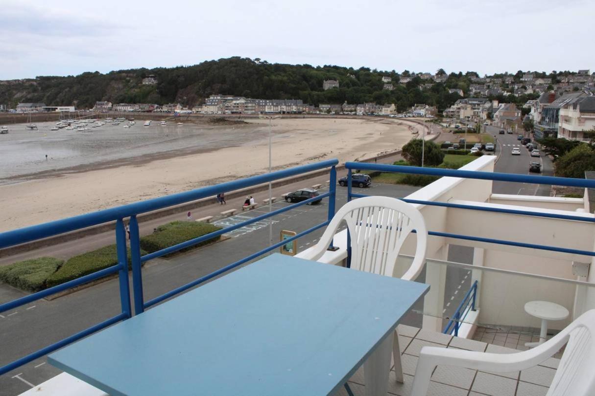514 - Appartement 1 Chambre Vue Mer En Bordure De La Plage Du Centre D'Erquy Luaran gambar